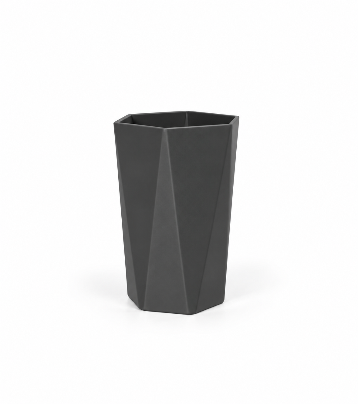 Black Kenzé Rinse Cup toothbrush holder and bathroom tumbler